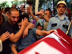 Şehit Emniyet Amiri Aksoy son yolculuğuna uğurlandı