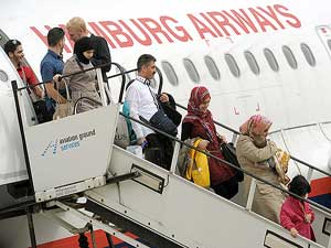 Avrupa’daki sığınmacılar Hıristiyan olmaya mı zorlanıyor?