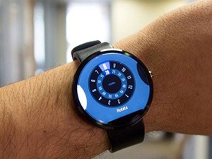 Yeni 'Moto 360' tanıtıldı