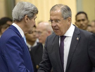 Kerry ile Lavrov Suriye'yi konuştu