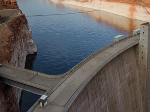 Terör dev enerji yatırımlarını da vurdu