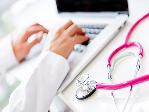 Türk doktorlardan 100 ameliyat