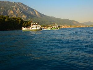 Muğla'daki Atık Alım Teknelerine GPS Takıldı