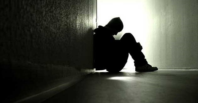 Her yıl 800 bin kişi intihar ediyor