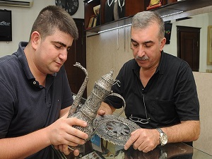 2 milyon gümüş parçayı ibrik ve leğene işledi