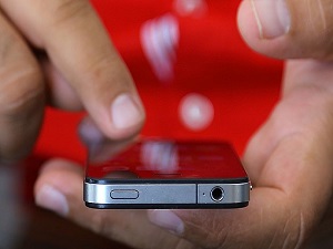 Sığınmacıları ihbar etmek için mobil uygulama tasarladılar