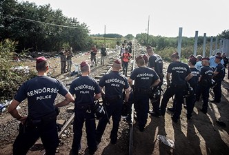 Macaristan'dan sığınmacılara engel