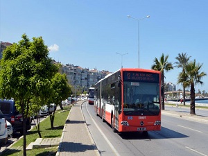 İzmir’de toplu ulaşımda 'bayram' müjdesi