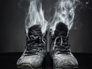 Ayaklarımız neden kokar?