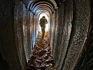 Mısır, Gazze tünellerine deniz suyu pompalıyor