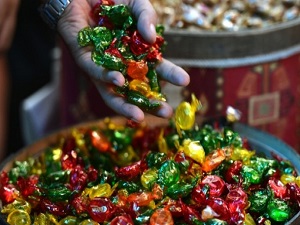 Merdiven altı yerlerden sağlıksız gıda alışverişi yapmayın