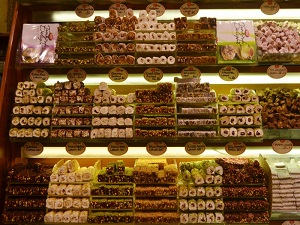 Mısır Çarşı'nda 'tatlı' bayram telaşı