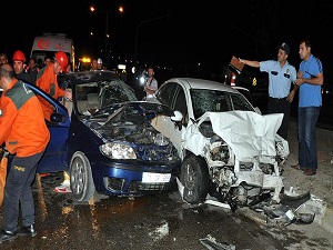 Trafik canavarı bayram tatilinde durmadı