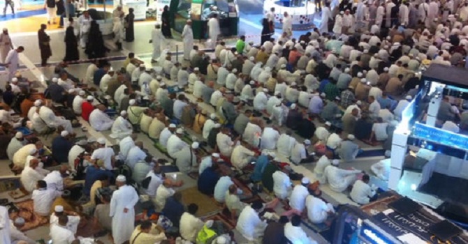 Mekke'de namaz vakti, AVM'ler mescide dönüyor