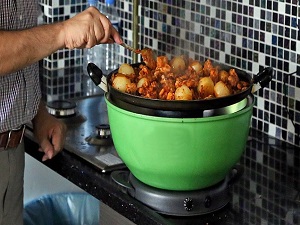 Etleri dumansız mangalda pişirin