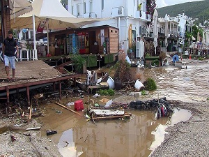 Bodrum'daki sağanaktan 350 ev ve iş yeri etkilendi