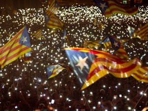 Katalonya geleceğini oyluyor