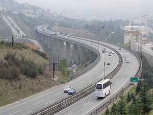 TEM'deki bayram trafiği bu sabah sakinleşti