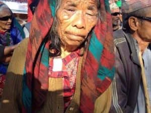 Kimse Yok mu'dan Nepallilere Katarakt Ameliyatı