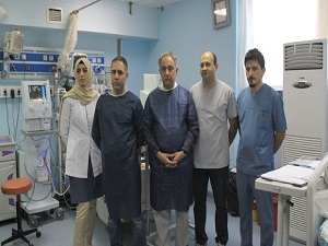 Akciğeri çalışmayan çocuğa ameliyatsız oksijen