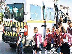 Okul servisleri kamera ile donatılacak