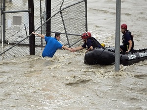 ABD'de sel felaketinde 9 kişi öldü