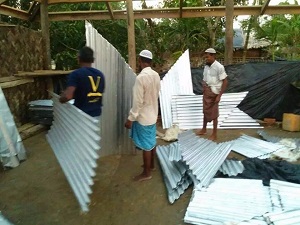 Budistler Arakan'da cami yıktı