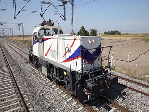 Milli lokomotif bugün raylara inecek