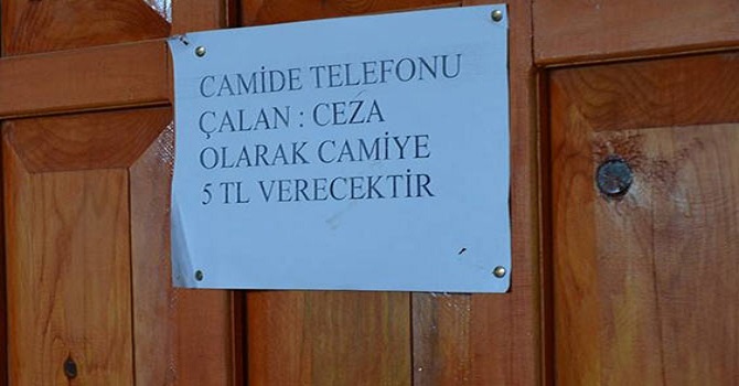 Camide cep telefonu çalan 5 TL ceza ödüyor!