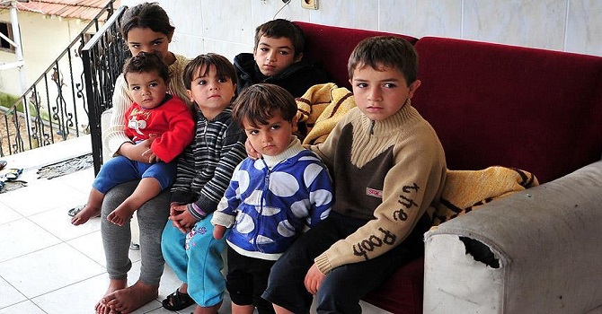 Eşi savaşta öldü 6 çocuğuyla yaşama tutunuyor