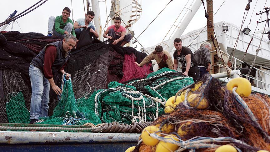 Balıkçılar umutlarını hamsiye bağladı