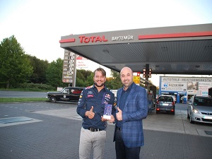 Almanya'da mescitli ve helal ürün sunan Türk'e ödül