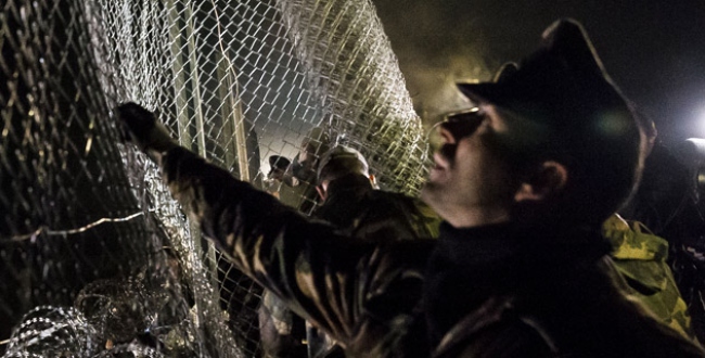 Macaristan, Slovenya sınırında Schengen'i askıya aldı