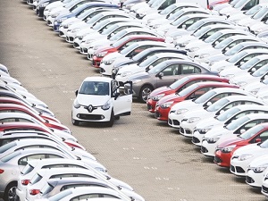 Oto ihracı 'kur'a takılmadı