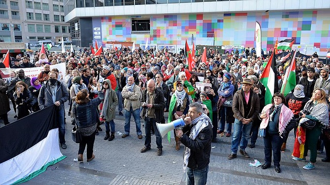 Kopanhag ve Brüksel'de İsrail protesto edildi