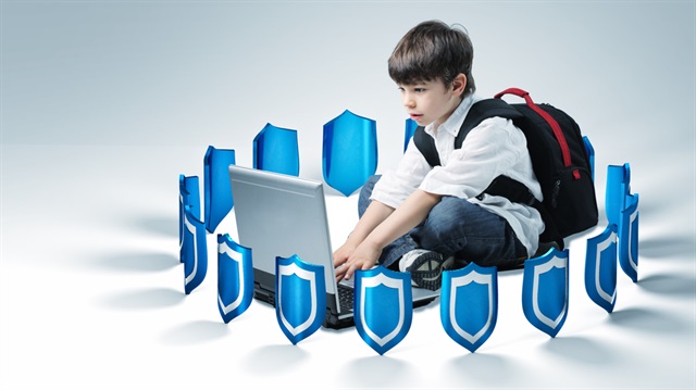 Çocuklardaki internet bağımlılığına dikkat
