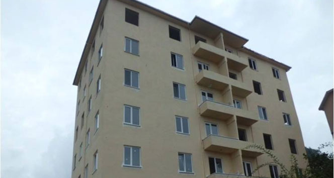 Devlet afetzedenin yanında