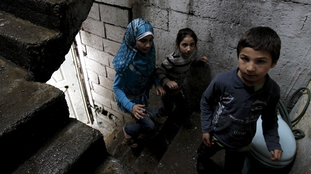 35 bin Suriyeli bir anda yerinden oldu