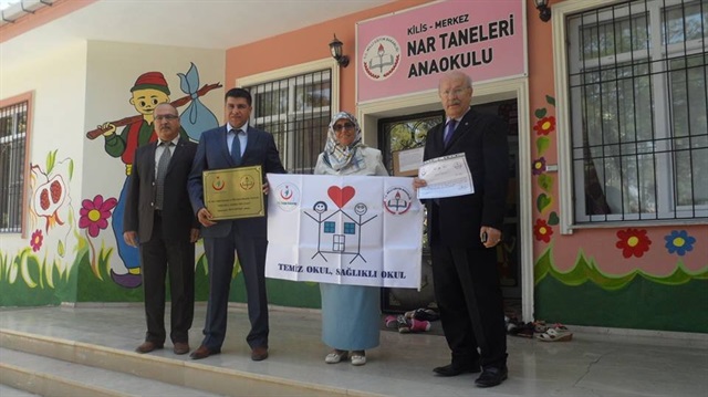 Temiz okullara beyaz bayrak