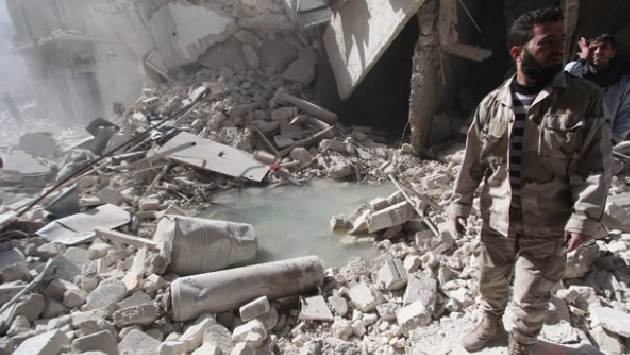 Suriyede Rus uçakları çadırkente saldırı düzenledi.