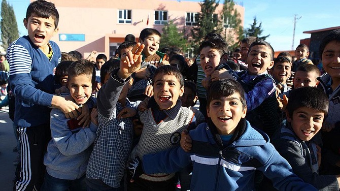 Okullar ne zaman kapanıyor? MEB 2016-2017 eğitim takvimini de açıkladı! İşte okulların eğitime başlama tarihi