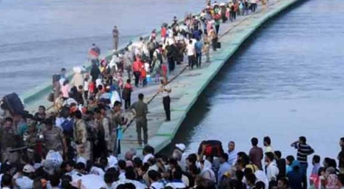 100 bin kişi Türkiye'ye doğru harekete geçti