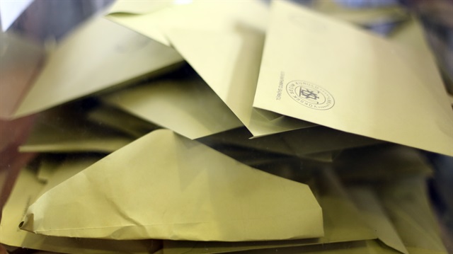 Yurtdışı oylar kilitli odada