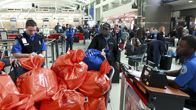 Yurt dışında kullanılan oylar Türkiye'ye gönderildi