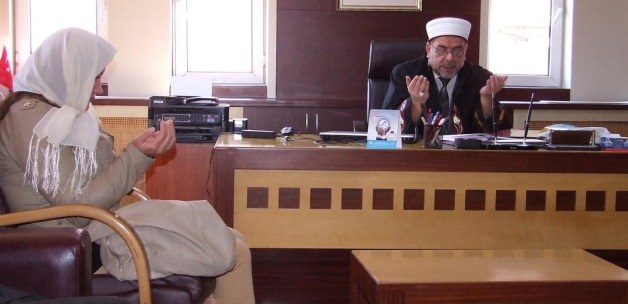 Moldovalı Oxana İslamiyet'i seçti!