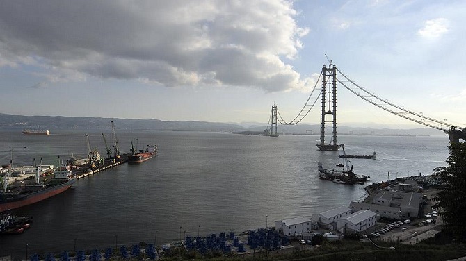 Kocaeli'nin 'boğaz köprüsü' arsa ve konut fiyatlarını yükseltti