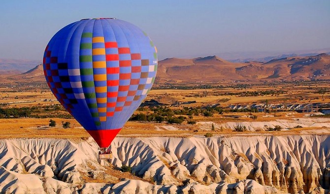 Gelirler düştü, turizm politikası gözden geçirilmeli