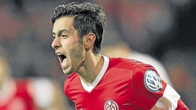 Yunus Mallı'nın kalbi Ay-Yıldızlı formayla atıyor