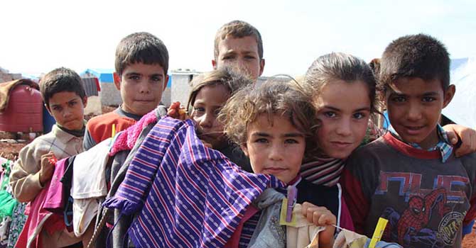 Kışın soğuğunda 300 binden fazla insan