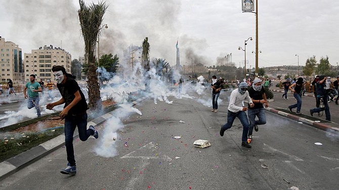 İsrail askerlerinin müdahalesinde çok sayıda Filistinli yaralandı